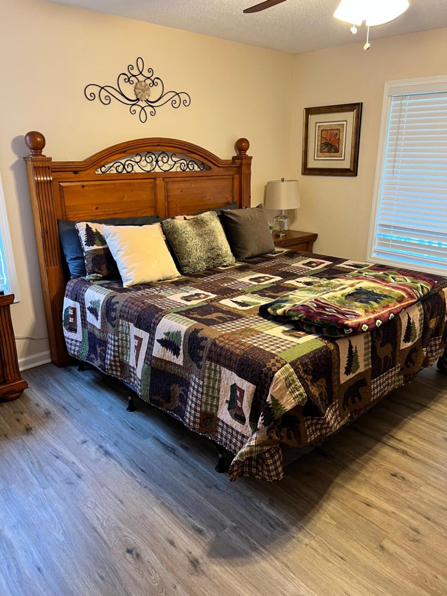 Bears Valley Inn - Great Location! - Peaceful, Children And Dog Friendly Retreat - Less Than 15 Min To All Attractions - Private Pool Club & Fishing Hole - Game Room With Tv Sevierville Dış mekan fotoğraf